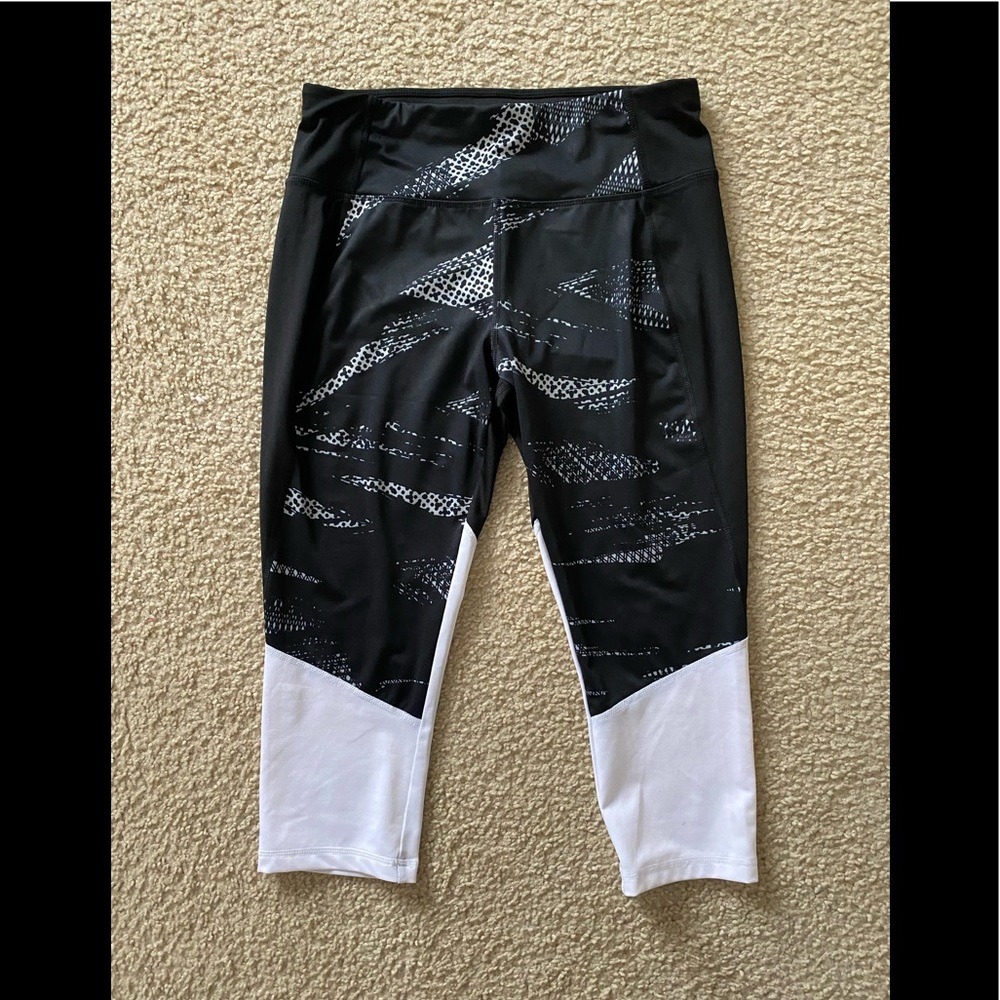 Athletic Works Capri Workout Pants M
